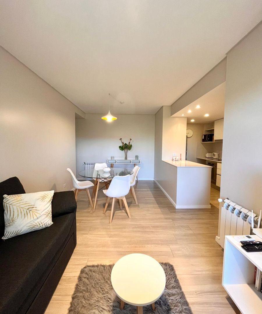 Foto de Alquiler premium 1 dormitorio amoblado, cochera, seg 24 hs, pileta, imagen 4