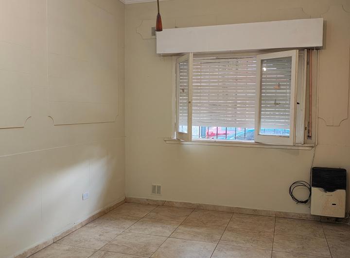 ALQUILER PH 3 AMBIENTES AL FRENTE SIN EXPENSAS VILLA DEVOTO 5
