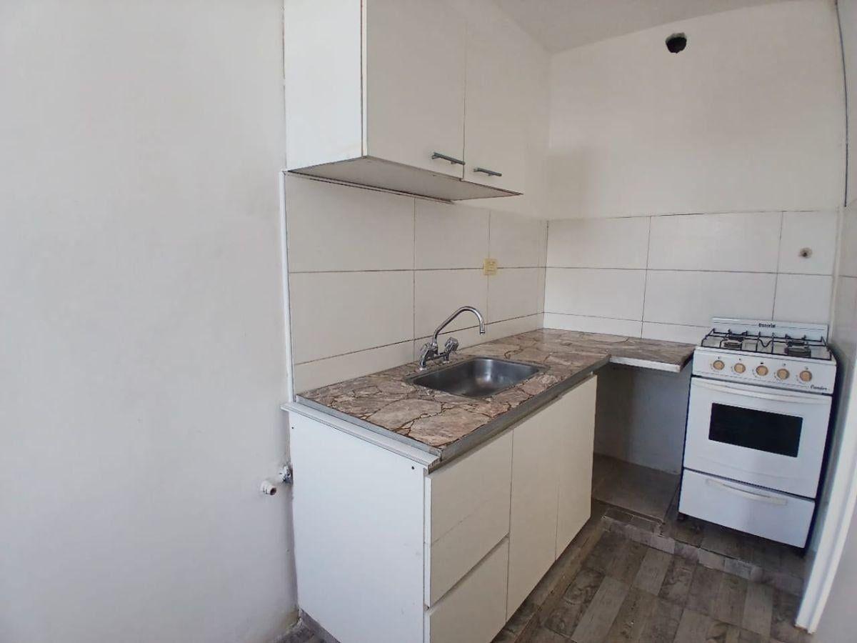 VENTA MONOAMBIENTE al frente VISTA PANORAMICA COCINA SEPARADA PISO ALTO oportunidad!!!!!
