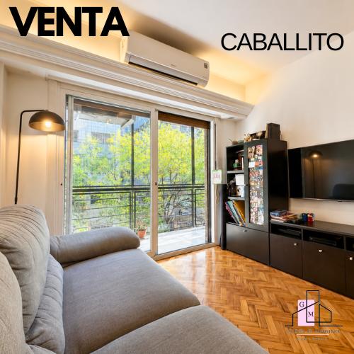 VENTA | DEPARTAMENTO 3 AMBIENTES CON BALCÓN AL FRENTE | CABALLITO EXCELENTE ESTADO