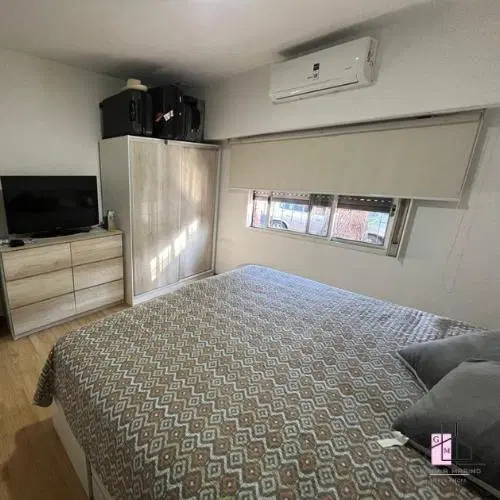 VENTA Excelente casa de 3 ambientes en dos plantas con quincho parrilla y terraza propia 1