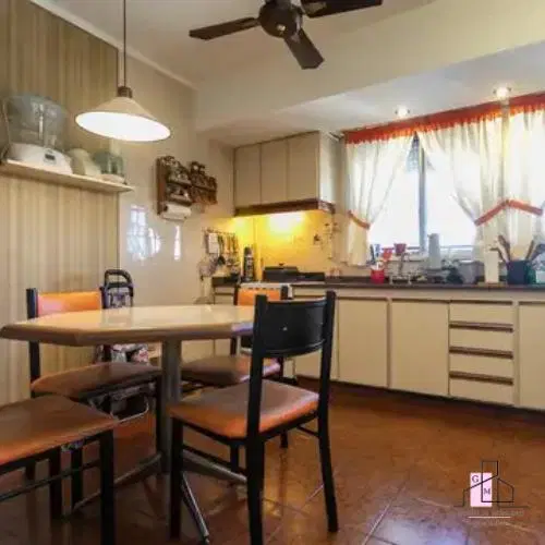 VENTA DEPTO 4 AMB 2 BAÑOS , VISTA PANORÁMICA, COCHERA en Versalles IMPECABLE 5