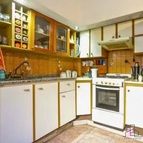 VENTA PH 4 AMB AL FRENTE, AMBIENTES AMPLIOS CON PATIOS Y TERRAZA PROPIA. VILLA LURO. 4