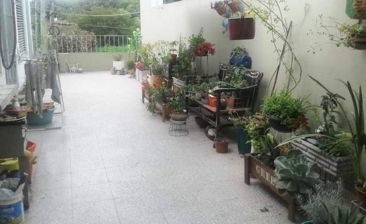Piso de Cuatro Dorm., Los Hornos, Pcia. Buenos Aires 3