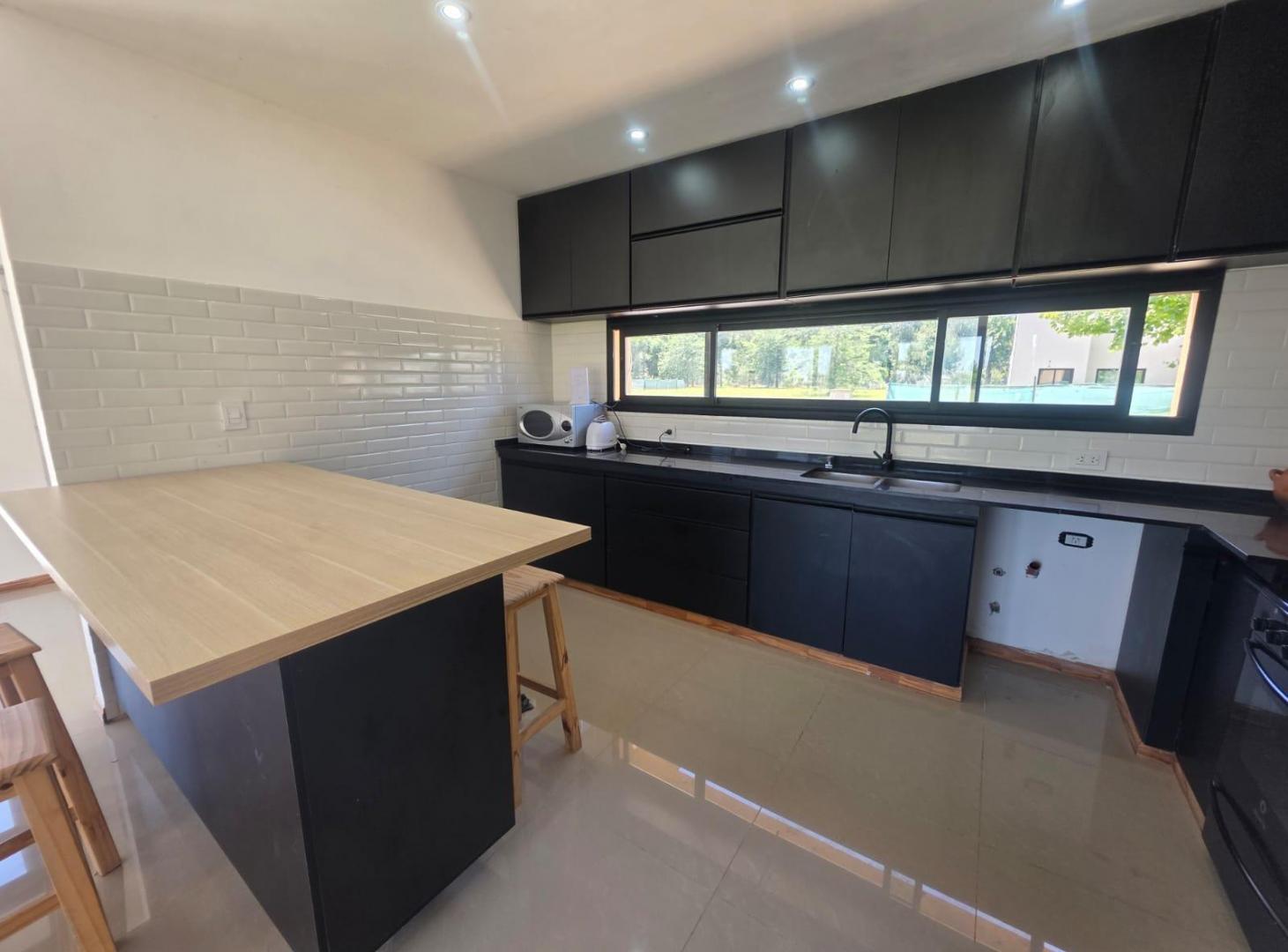 Foto de Venta Casa 5 ambientes en Area 60 Barrio la Reserva en una sola planta, imagen 5