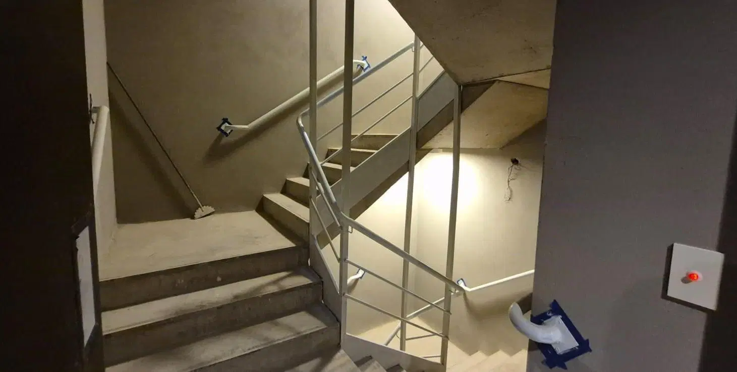 Venta Departamento 2 Ambientes Luminoso Contrafrente  Con Amenities 2
