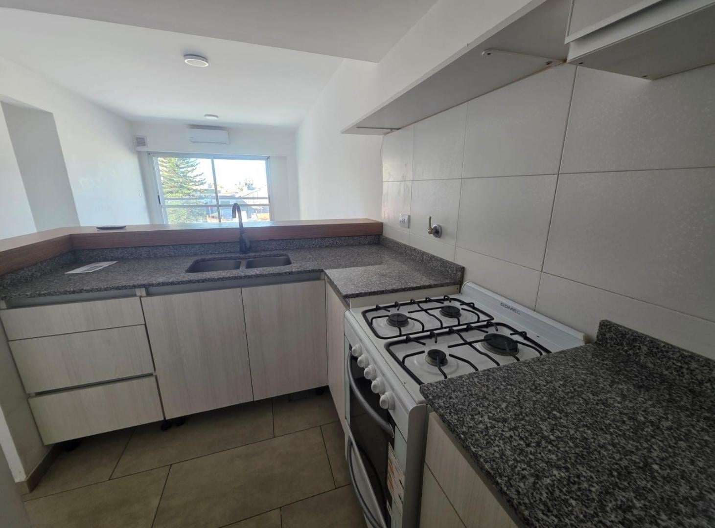 Foto de Venta Departamento en Avellaneda 3 Ambientes con Balcon, imagen 2