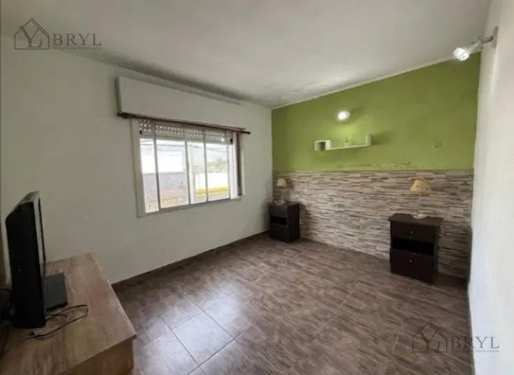 Venta  PH 3 Ambientes en Banfield Sin Expensas Con Balcon. Gran Oportunidad 2