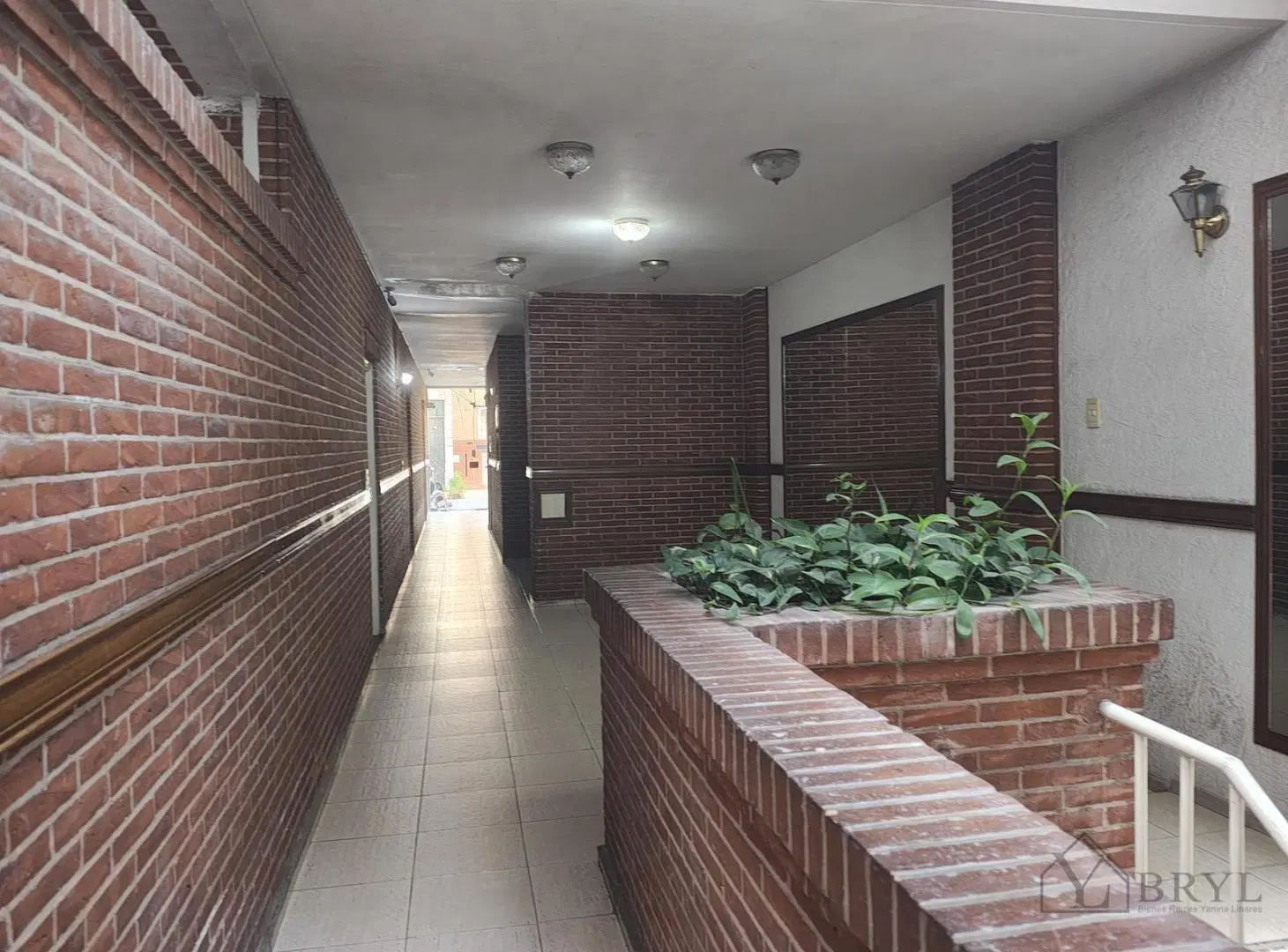 Venta Departamento Parque Patricios 2 amb. Contrafrente Op/ Cochera 8