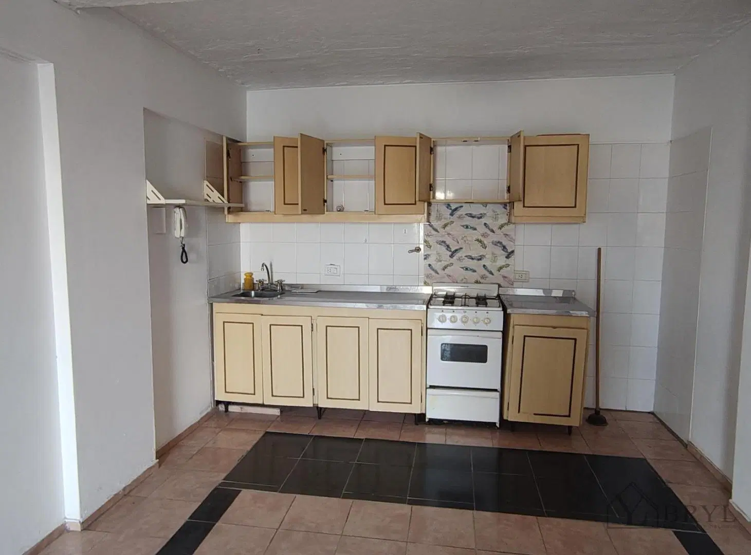 Venta Departamento Parque Patricios 2 amb. Contrafrente Op/ Cochera 4