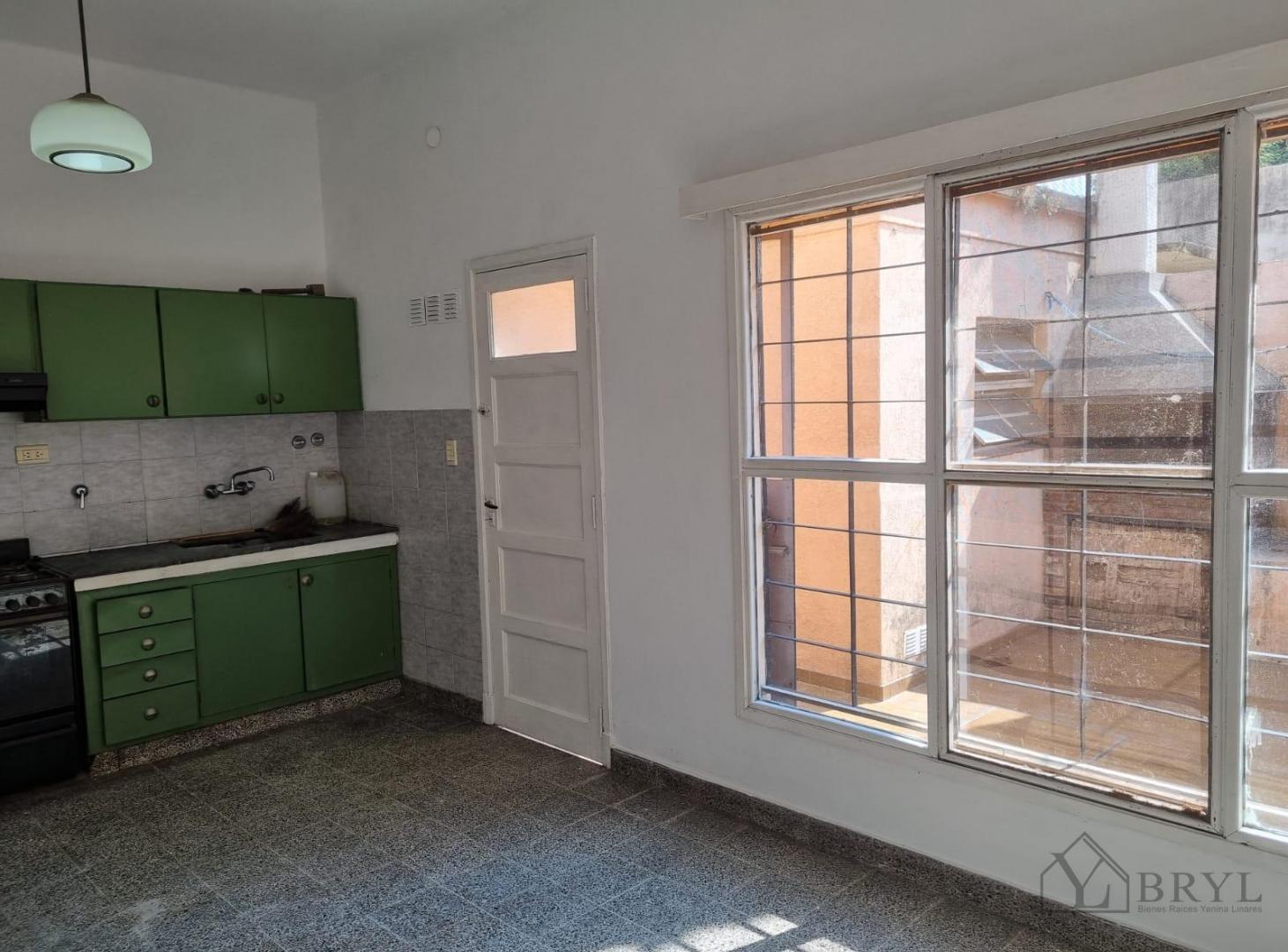 Foto de Casa 3 ambientes en Wilde con parrilla y patio, imagen 1