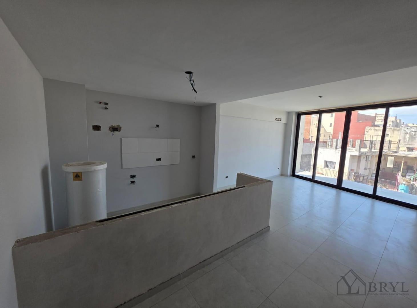 Foto de Departamento VENTA 2 amb a estrenar con patio y balcon, imagen 3