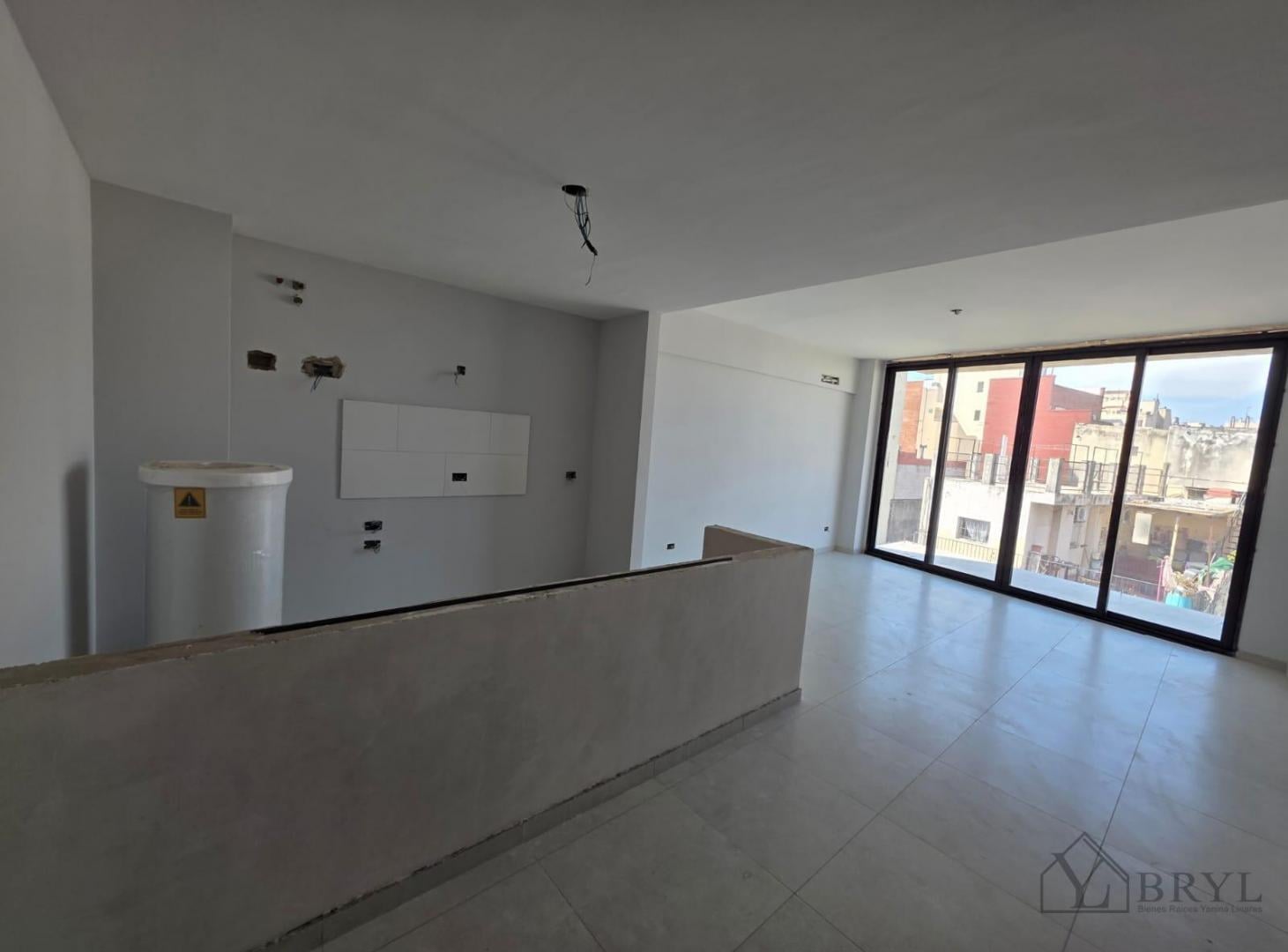 Foto de Departamento VENTA 2 amb a estrenar con patio y balcon, imagen 2