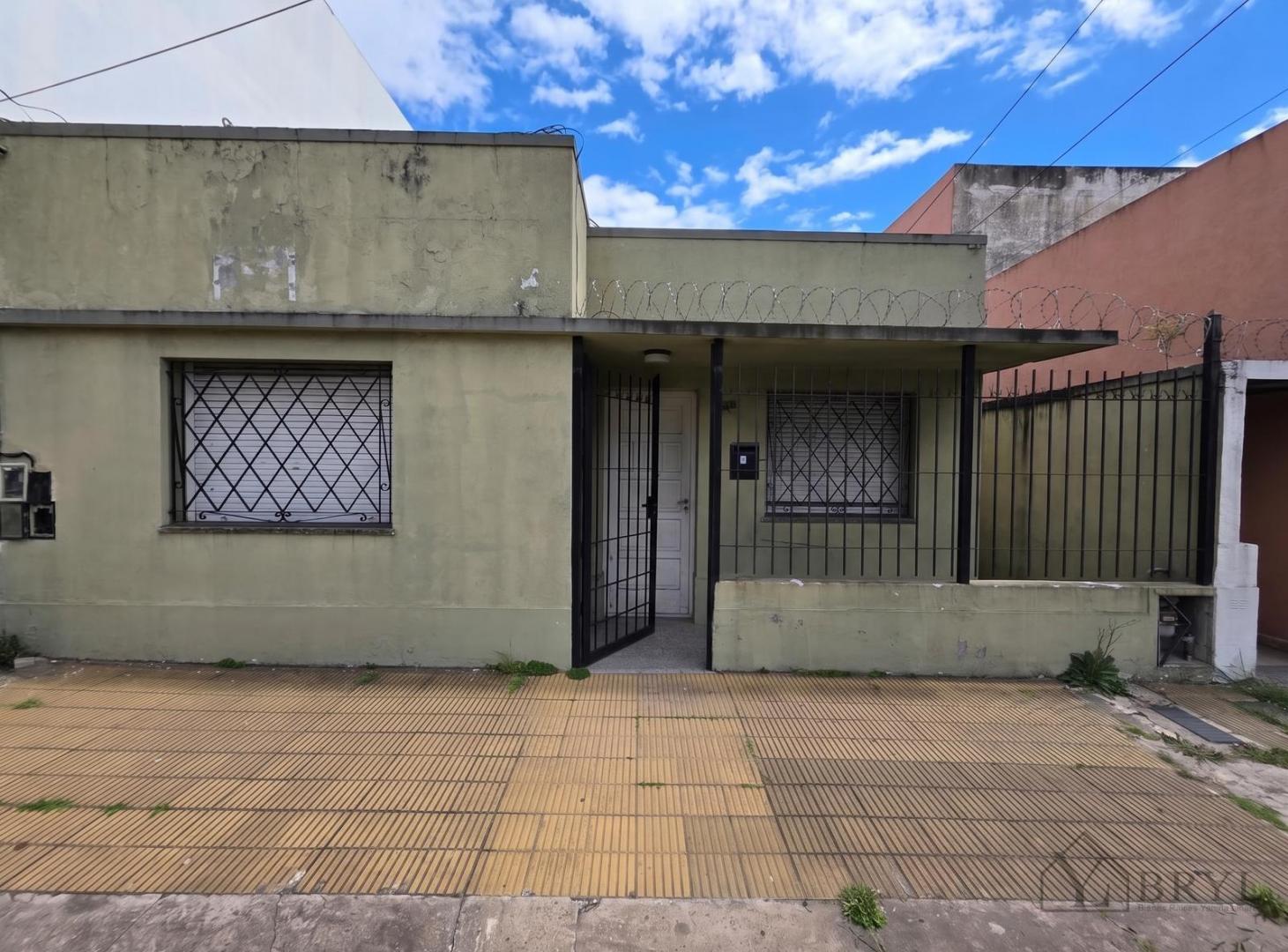 Foto de Casa venta a refaccionar, imagen 1