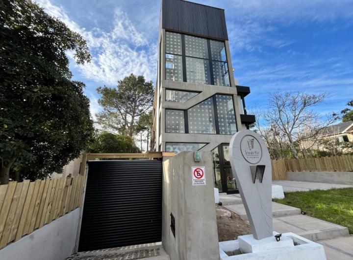 MONOAMBIENTE CON COCHERA A ESTRENAR EN VENTA EN VALERIA DEL MAR 3