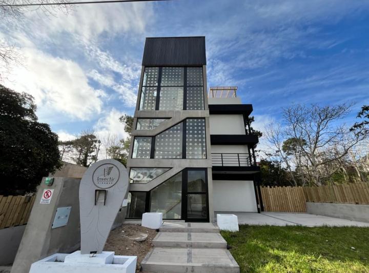 MONOAMBIENTE CON COCHERA A ESTRENAR EN VENTA EN VALERIA DEL MAR 2