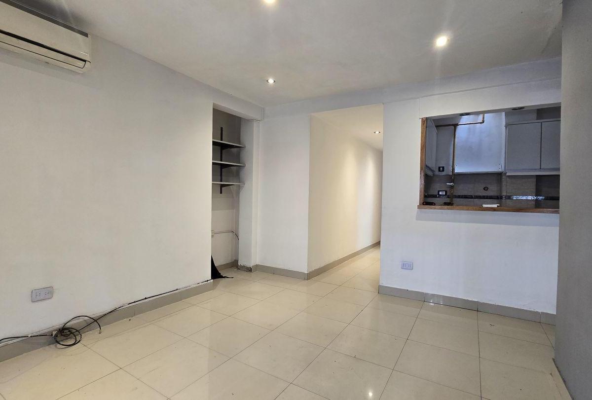 Departamento 2 Ambientes. | 18 de Diciembre de 1856 Al 2000 1