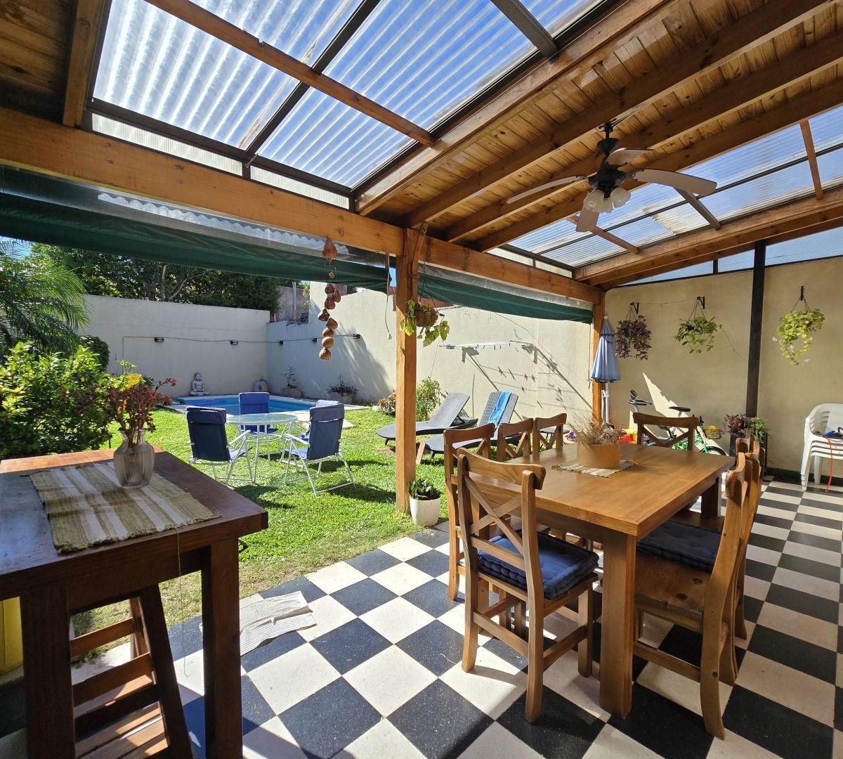 Casa 5 Ambientes. | Ramon Carrillo Al 2700 4