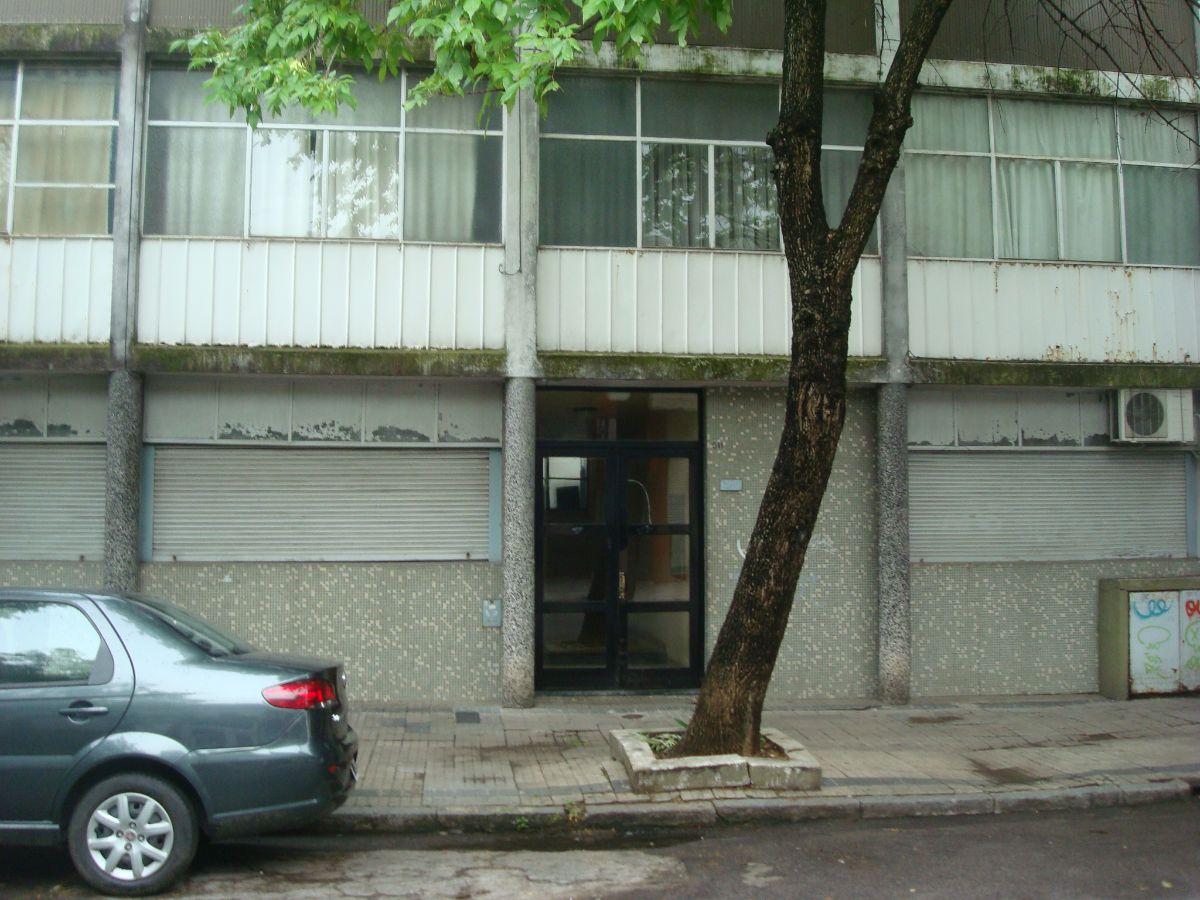 Departamento 59 y 6 planta baja contrafrente, Living comedor, Cocina comedor, Baño , avadero , Pati