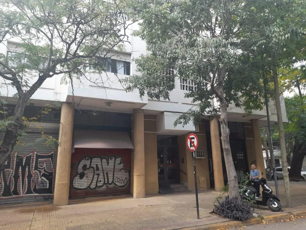 Departamento 46 y 15 en alquiler Living comedor, cocina, lavadero, 1 dormitorio con placard. 2