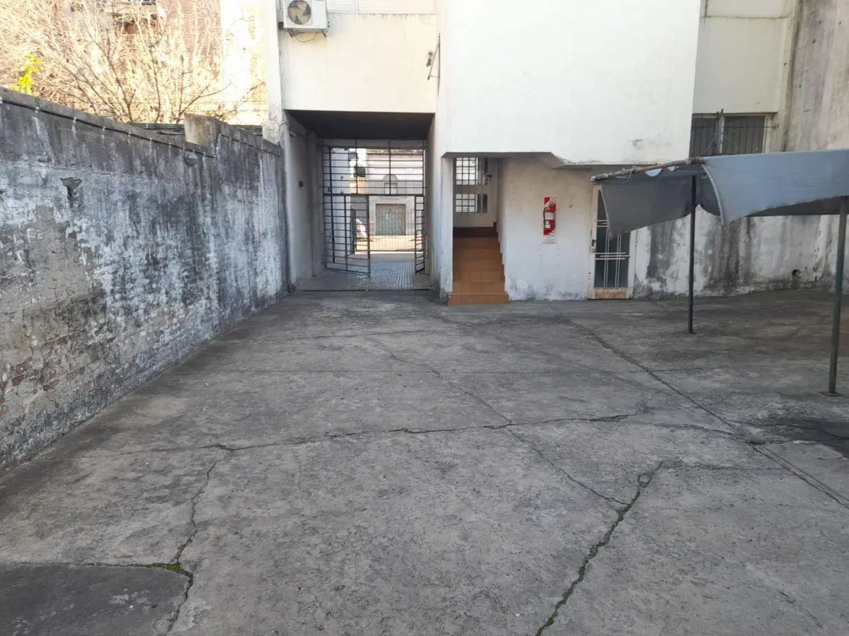 Cochera 43 y 5 en alquiler La Plata 3