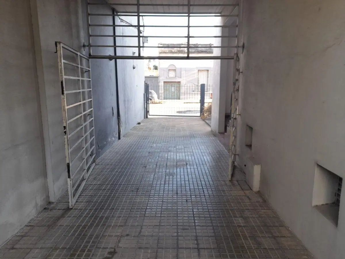 Cochera 43 y 5 en alquiler La Plata 5