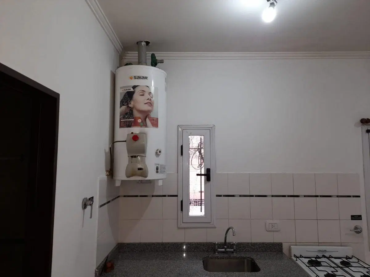Departamento dg 74 y 6 al frente de 30 m² estar -dormitorio en alquiler en La Plata 4