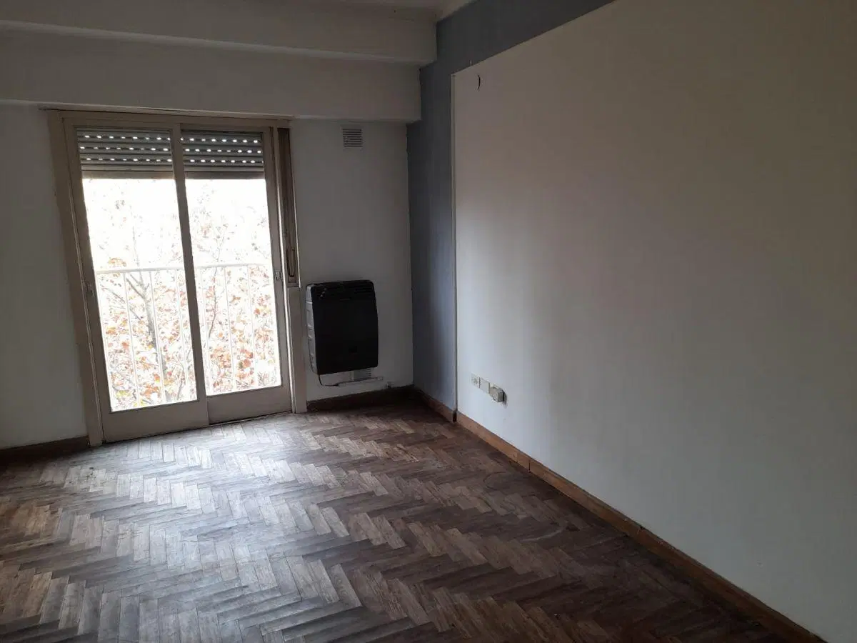 Departamento dg 74 y 6 al frente comedor , cocina , 38 m², un dormitorio en alquiler en La Plata 5