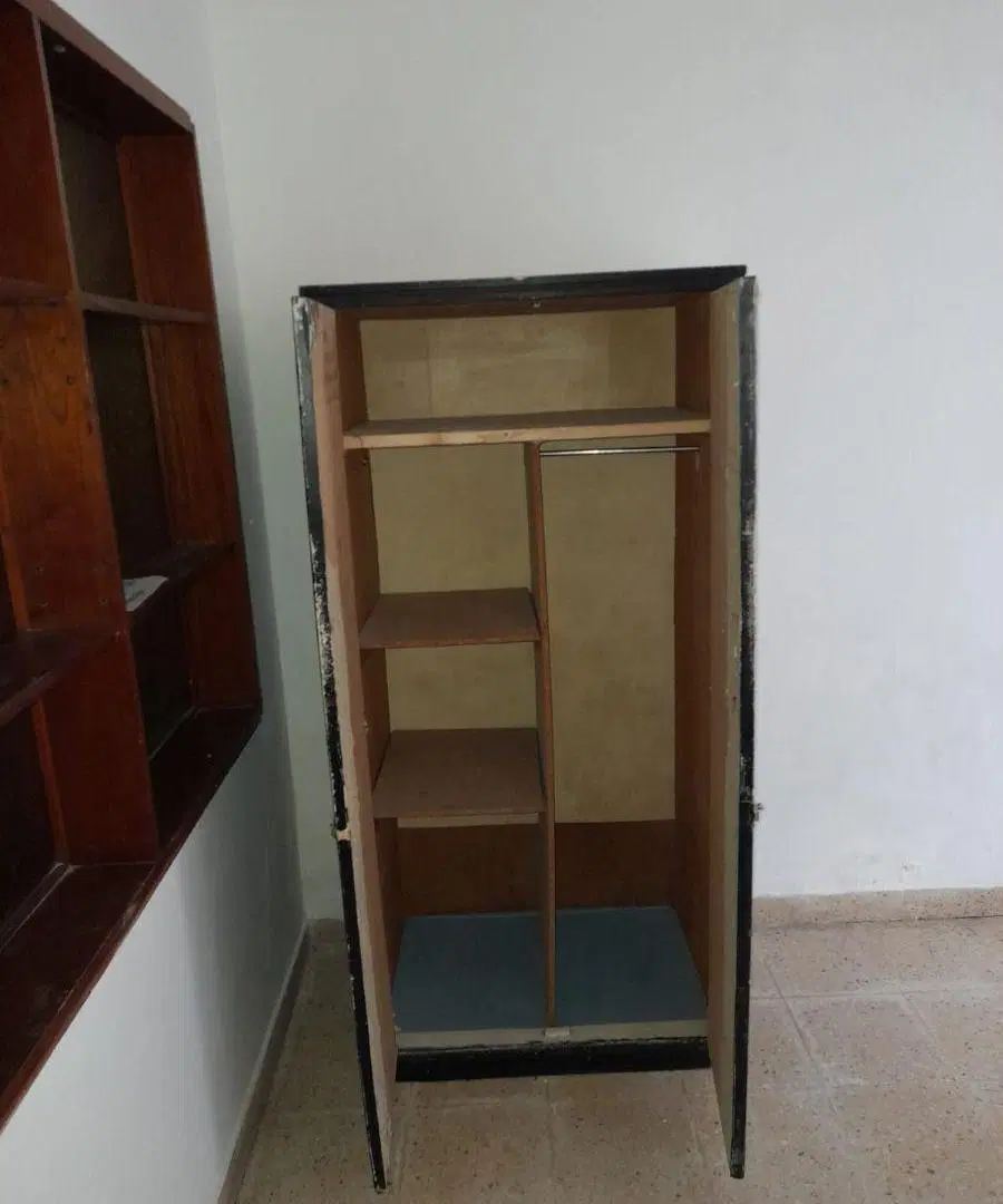 Monoambiente al frente 45 y 6 de 30 m2 construidos en alquiler en La Plata Cocina separada, baño.- 5