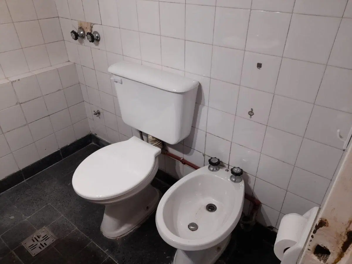 Departamento 45 y 6 frente, living comedor, cocina, baño, dormitorio 8