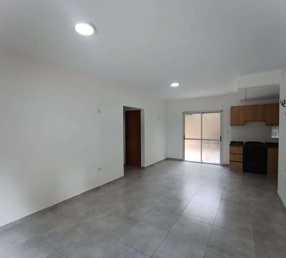 Faro I, Calle Mitre 2900 4