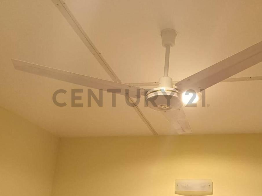 Venta Oficinas/casa en Saenz Peña 1475 Excelente Ubicación en Brandsen 4
