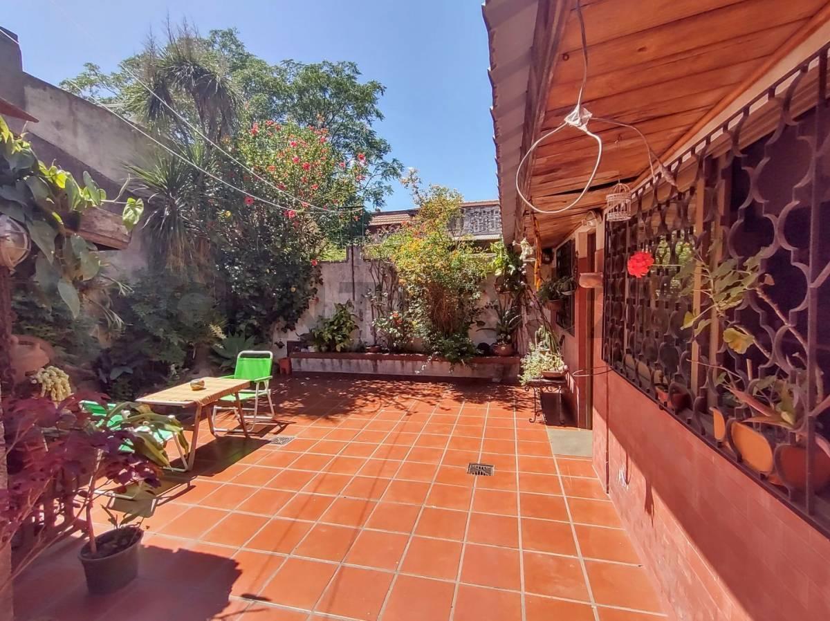En Venta - Casa 5 Ambientes 5