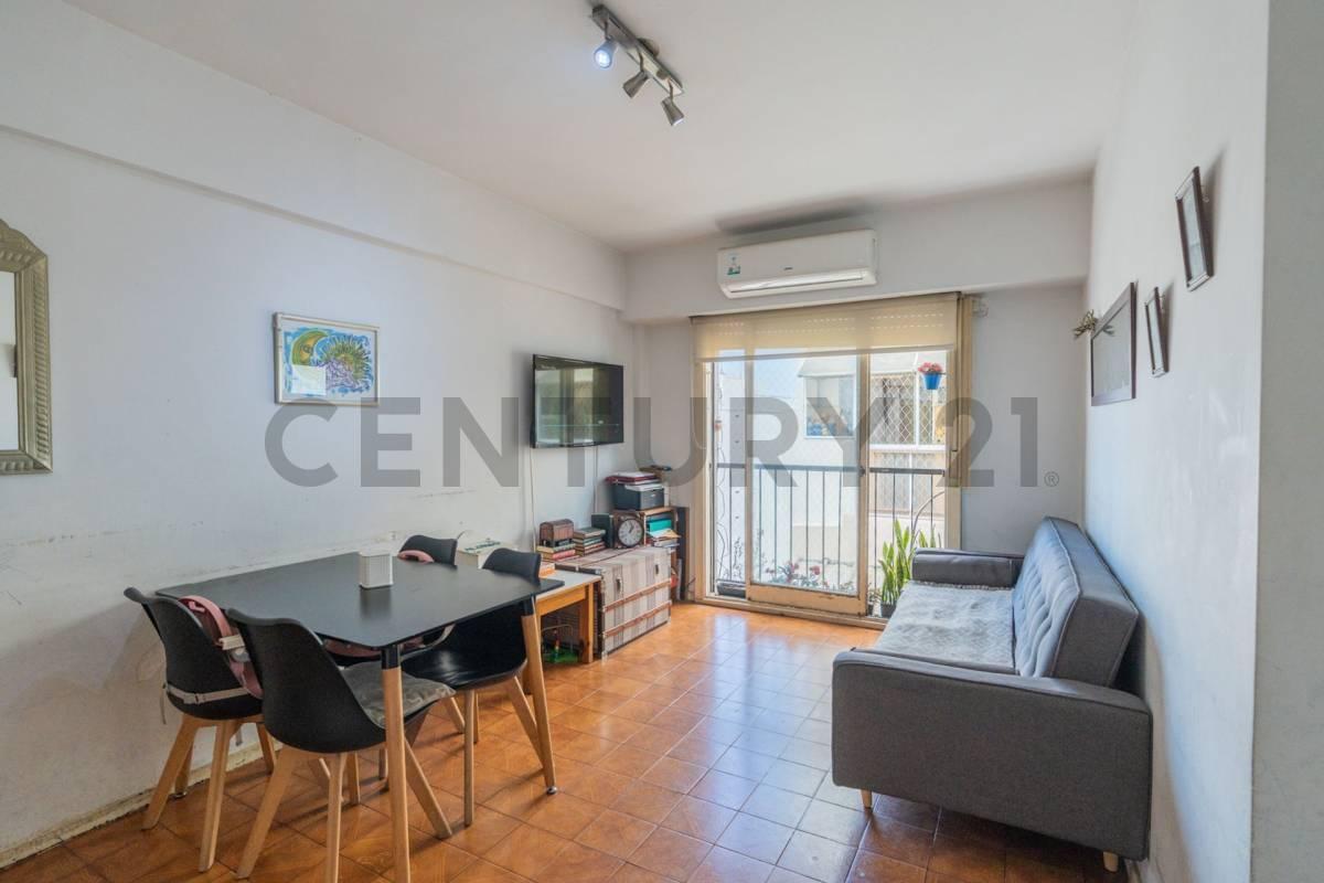 Foto de Venta de departamento 3 ambientes en Boedo Apto credito, imagen 2