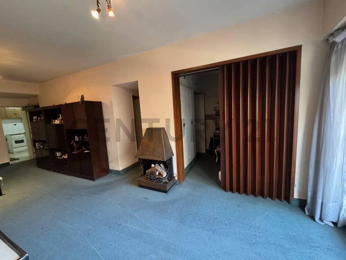 Venta Amplio Departamento 4 ambientes con hermoso balcón corrido, Monserrat 2