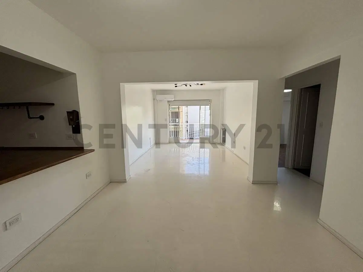VENTA | OPORTUNIDAD en BELGRANO  | Luz+ Confort + Ubicación Inmejorable 2