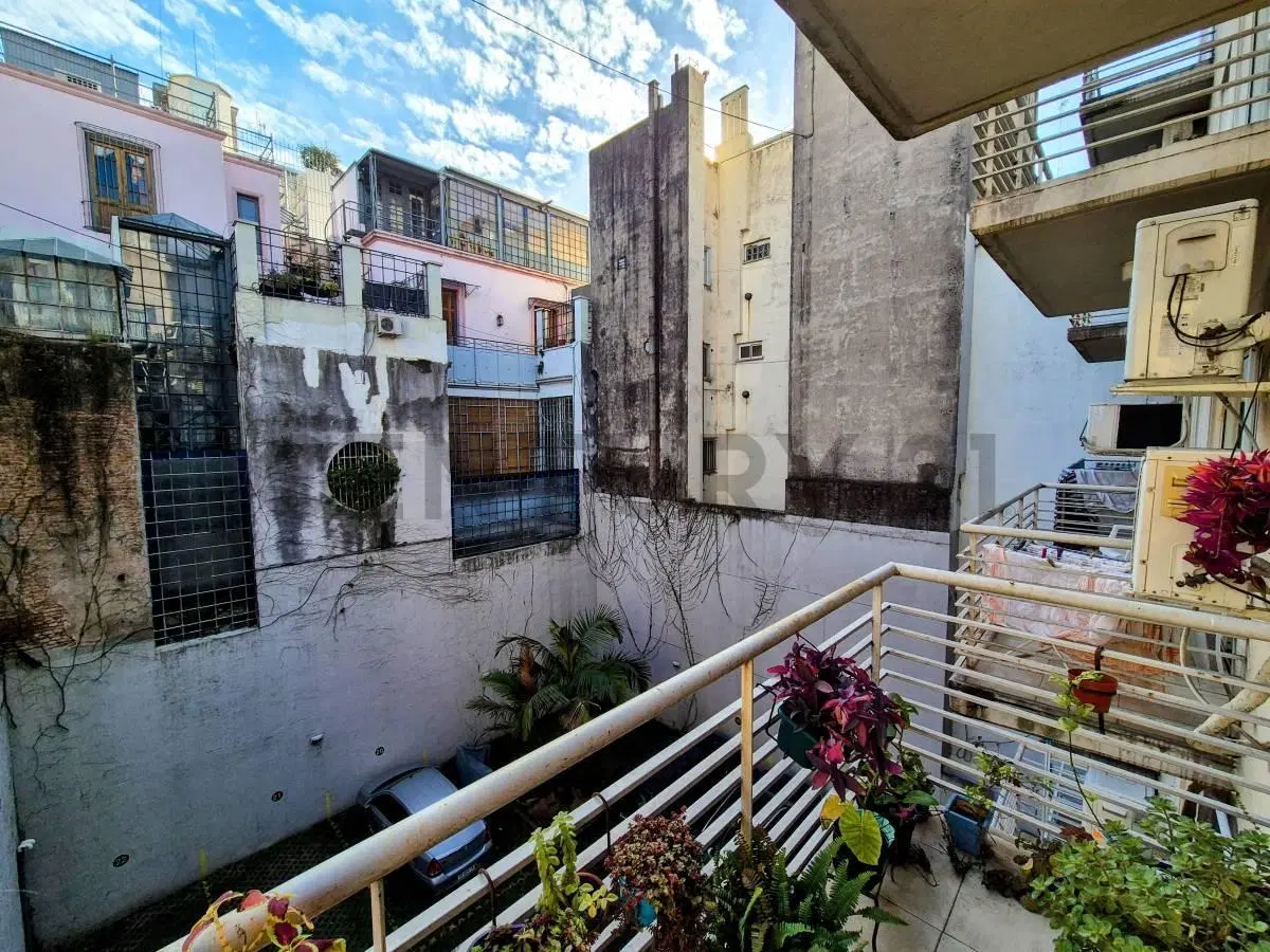 DEPARTAMENTO EN VENTA MONOAMBIENTE EN SAN TELMO , 4