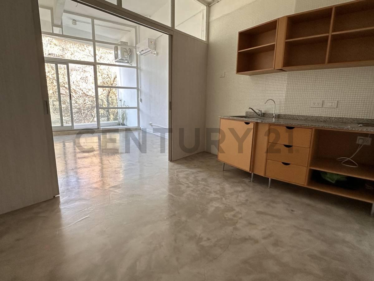 Foto de Alquiler Apto Profesional en Villa Urquiza | Monoambiente Amplio, imagen 2