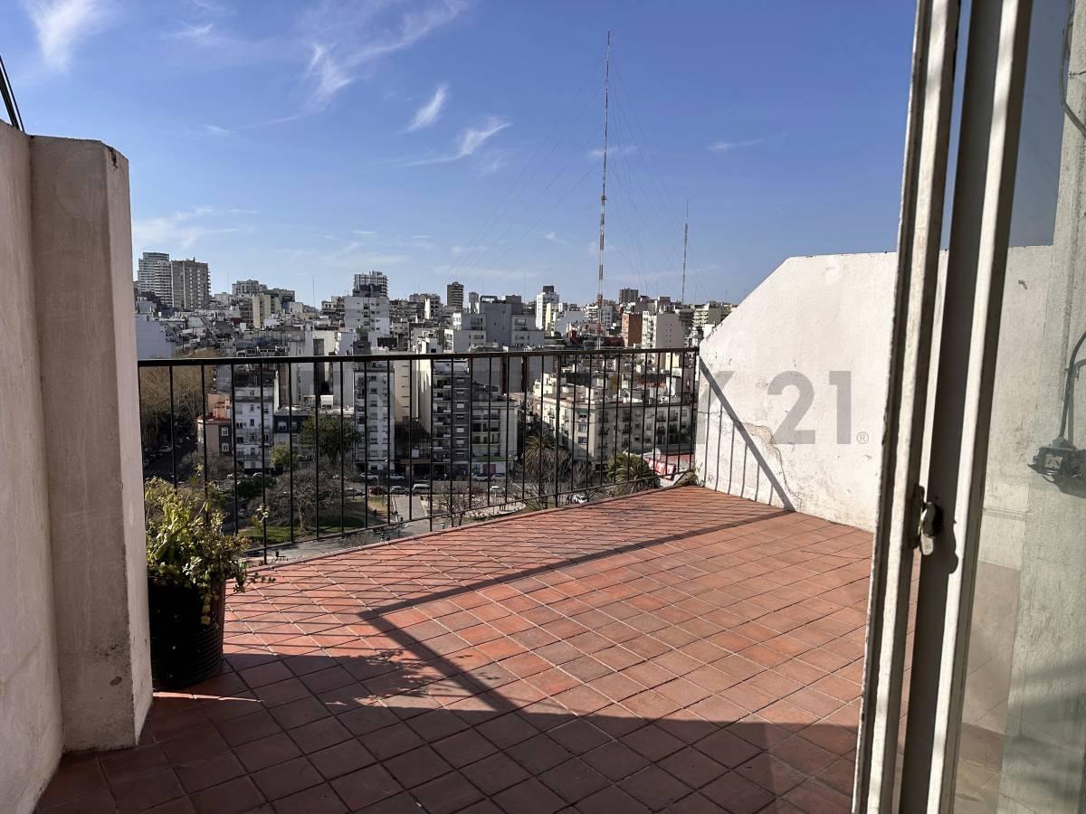 Foto de Venta Departamento en piso alto sobre Av. Córdoba – Balvanera, imagen 2