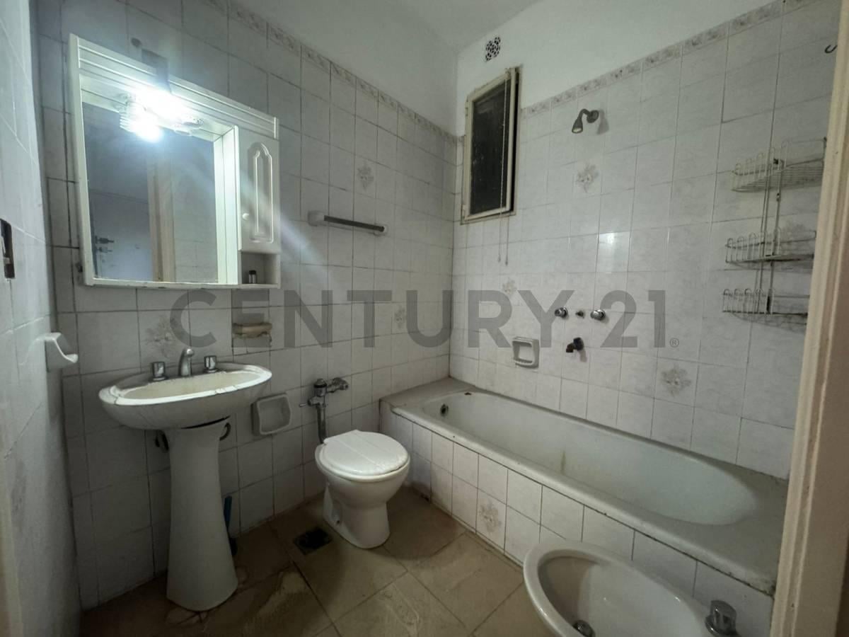 Foto de Venta Departamento 3 Ambientes Once, imagen 5