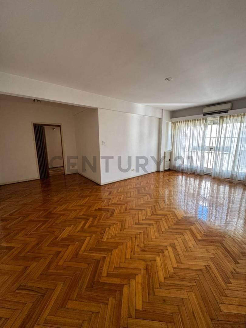 Foto de Venta 3 ambietes con dependencia en Caballito, imagen 1