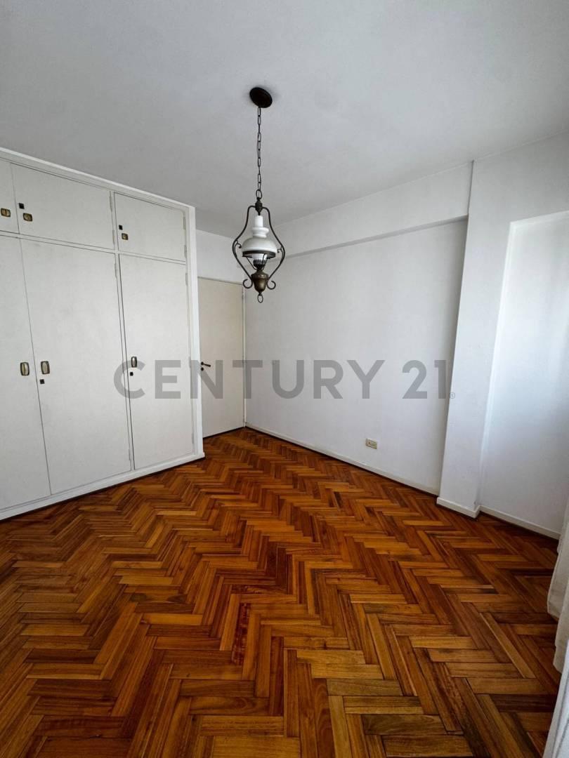 Foto de Venta 3 ambietes con dependencia en Caballito, imagen 2