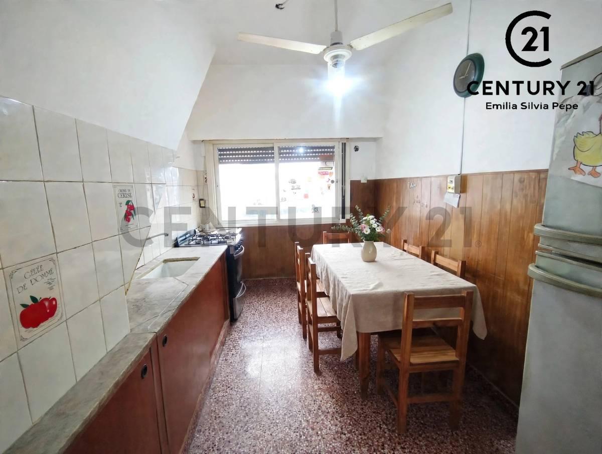 Foto de Venta de 2 Departamentos con terraza + Local Comercial en Esquina, imagen 5