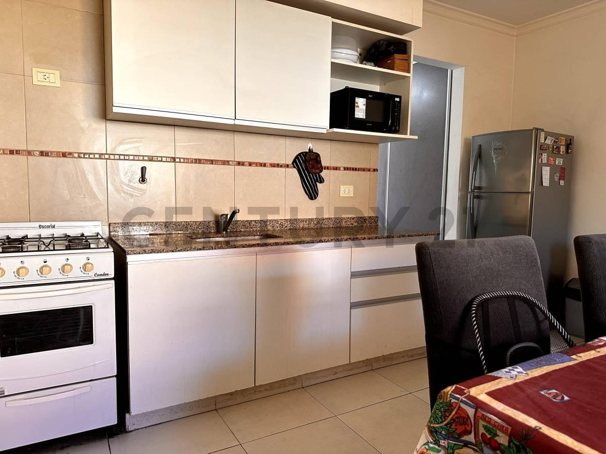 Foto de EN VENTA DEPTO | 2 AMBIENTES | LUMINOSO | LISTO PARA VIVIR | EXCELENTE, imagen 3
