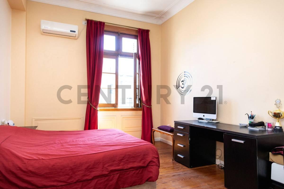 Foto de Venta de departamento 4 ambientes estilo frances en Balvanera, imagen 5