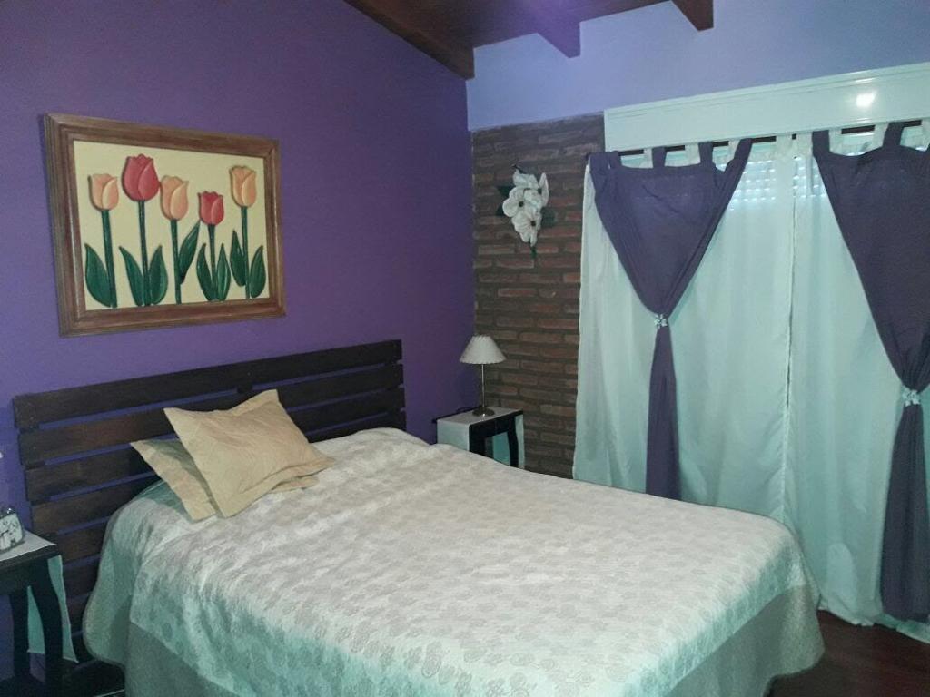 Venta Casa 3 Domitorios, La Cumbre, Bariro Golf. Vista Al Golf 1
