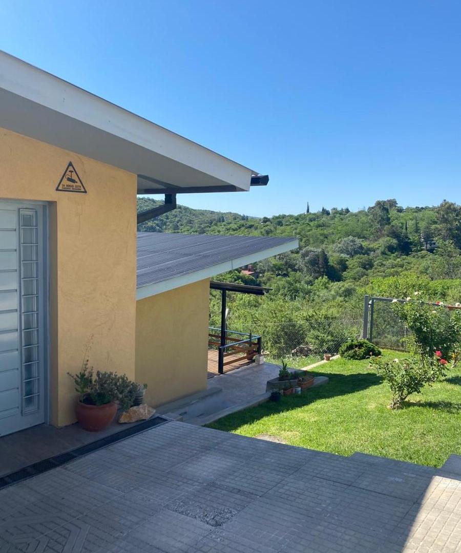 Foto de Casa VENTA CASA 2 DORMITORIOS, APTO CREDITO, VALLE HERMOSO, CORDOBAen, imagen 3
