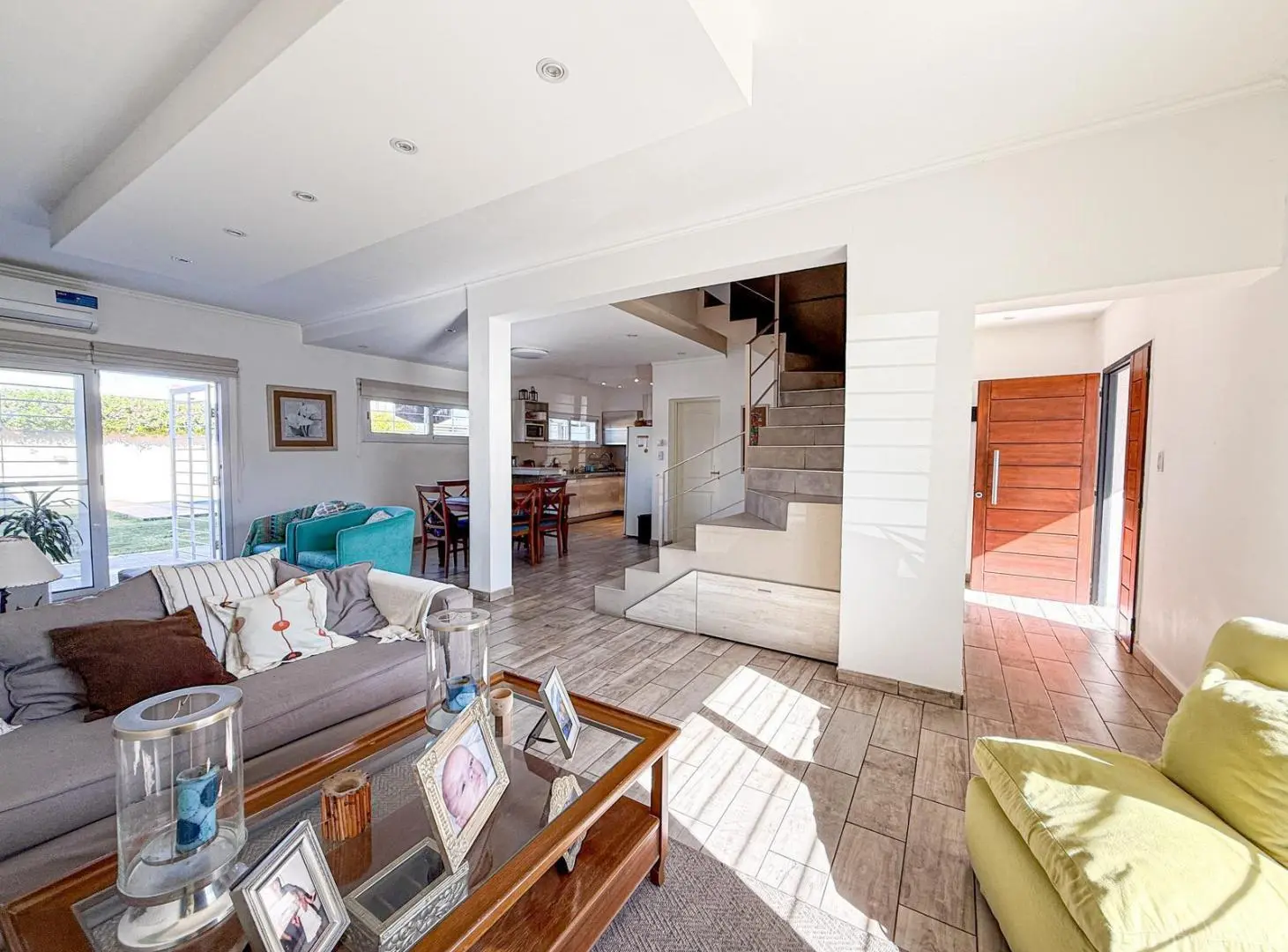 Casa en VENTA 3 DORMITORIOS MIRADORES 1 MANANTIALES 4