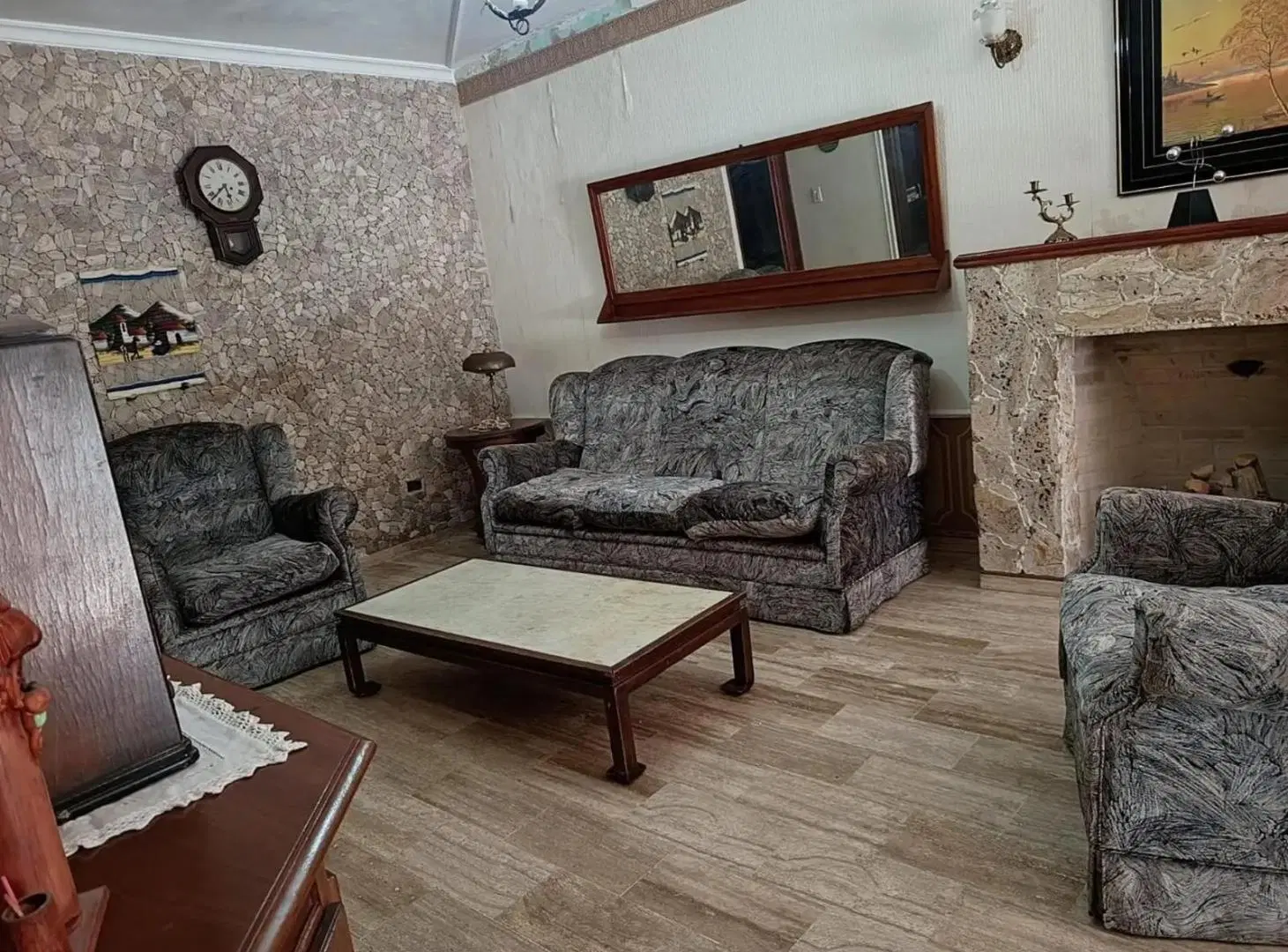 SE VENDE CASA 4 DORMITORIOS 2 COCHERAS B° PASO DE LOS ANDES 3