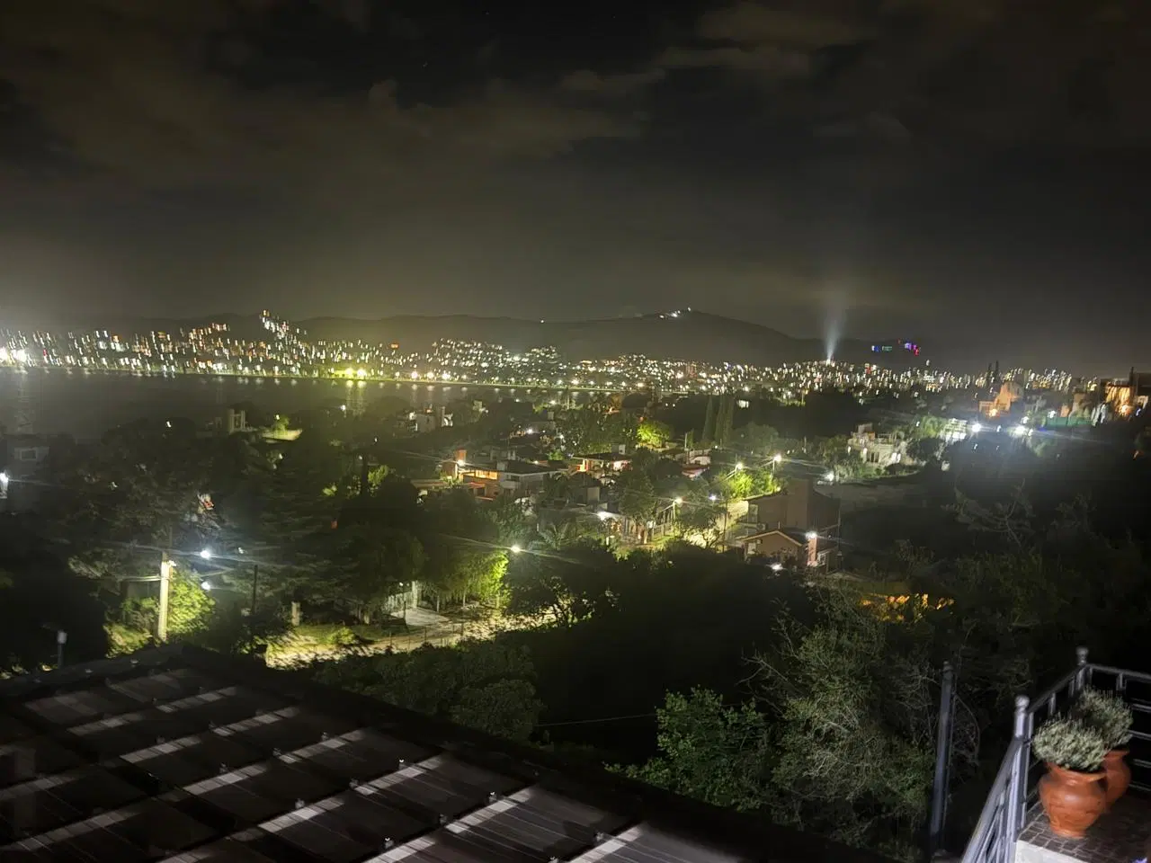 VENTA EXCLUSIVA CASA DE CATEGORIA   CARLOS PAZ CORDOBA 2